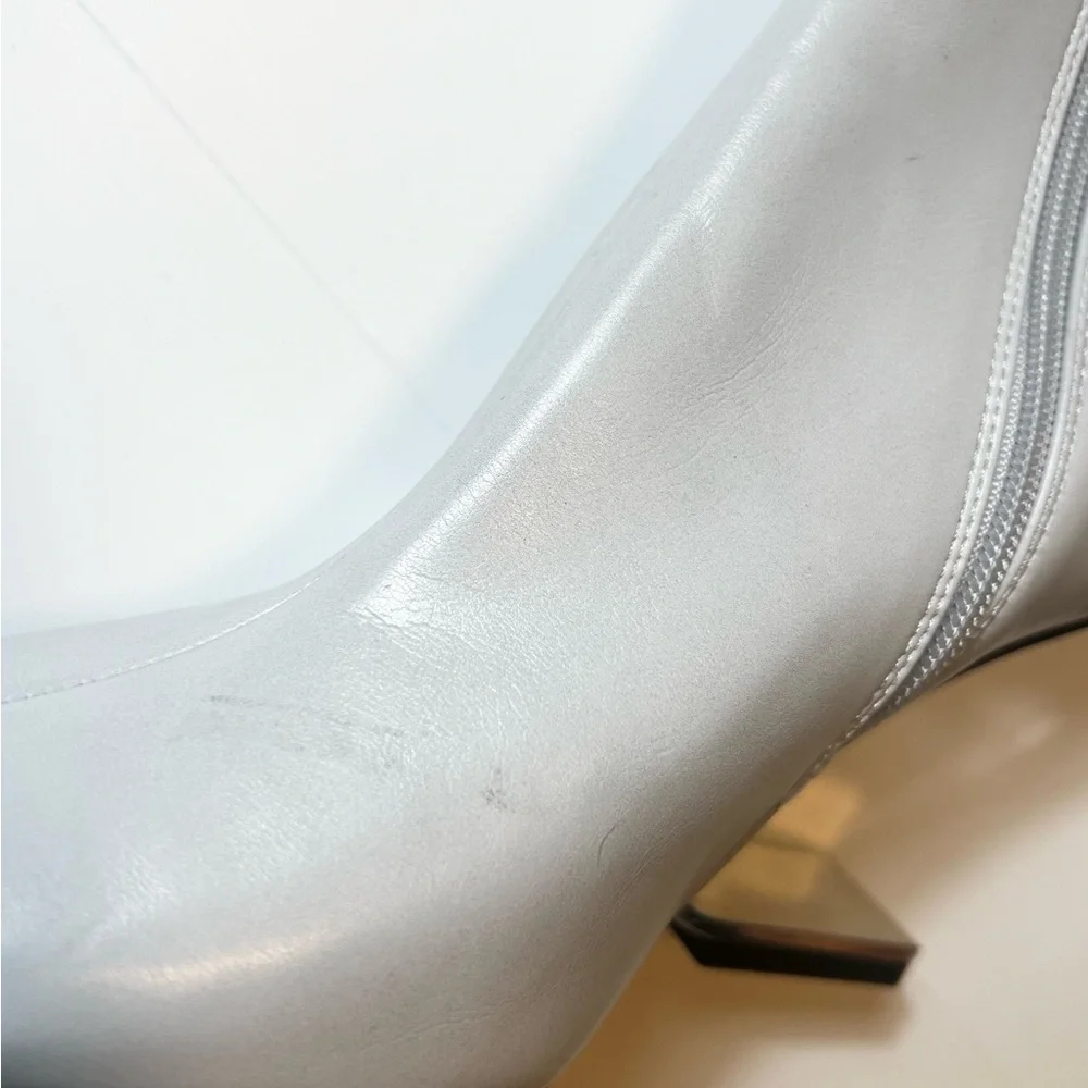 JEFFREY CAMPBELL LIGHT GREY HIDDEN HEEL ANKLE BOOTS SIZE 8 - Picture 4 of 7